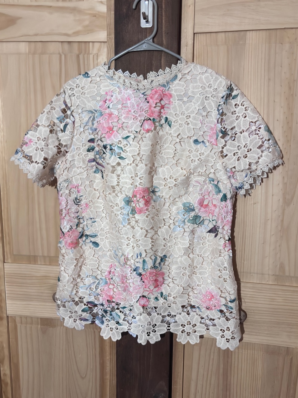NWOT Floral Lace Short-Sleeve Top